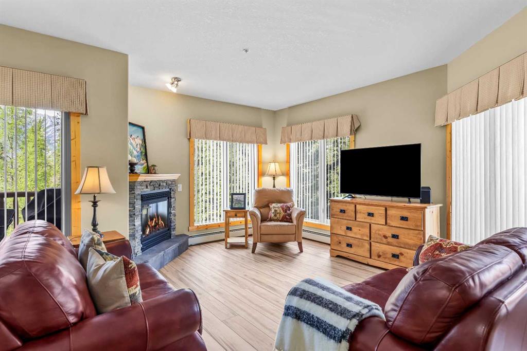 Picture for 215, 175 Crossbow Place 