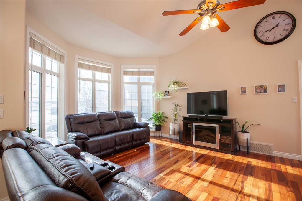 Picture for 4122 48 Avenue 