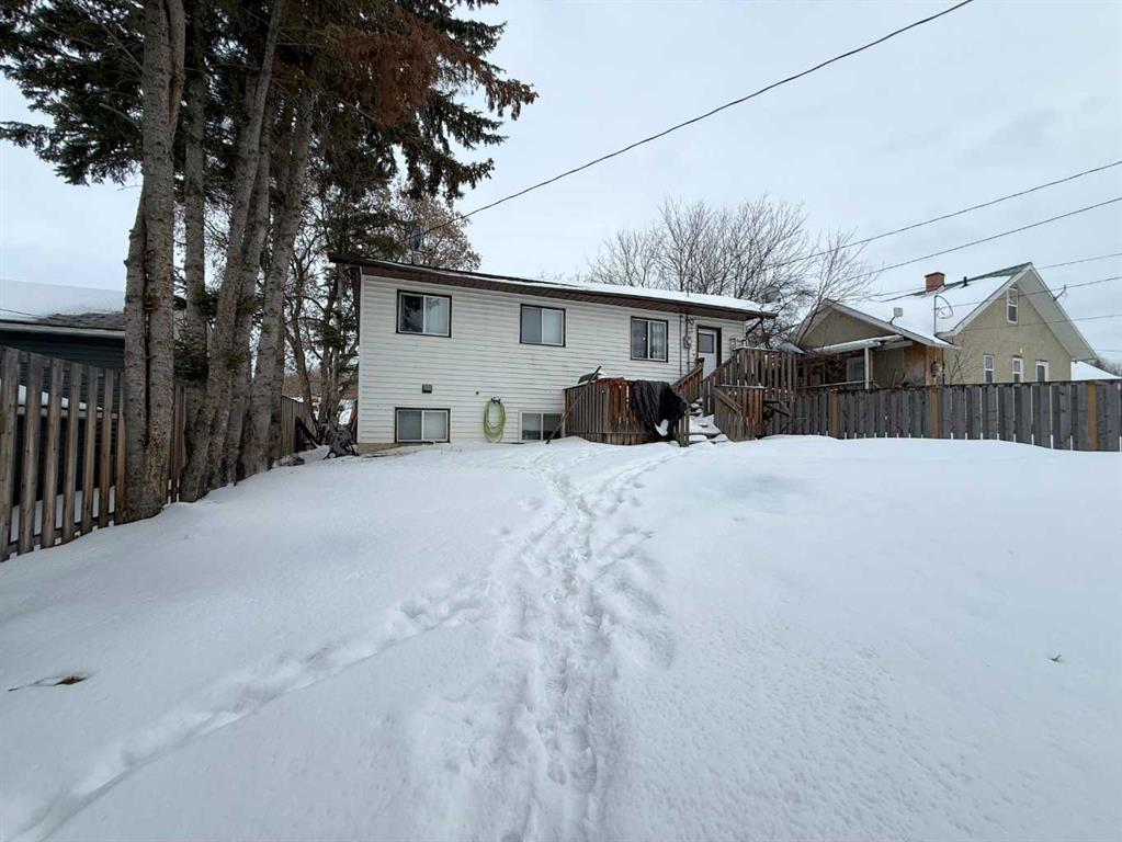 Picture for 4909 42 Street 