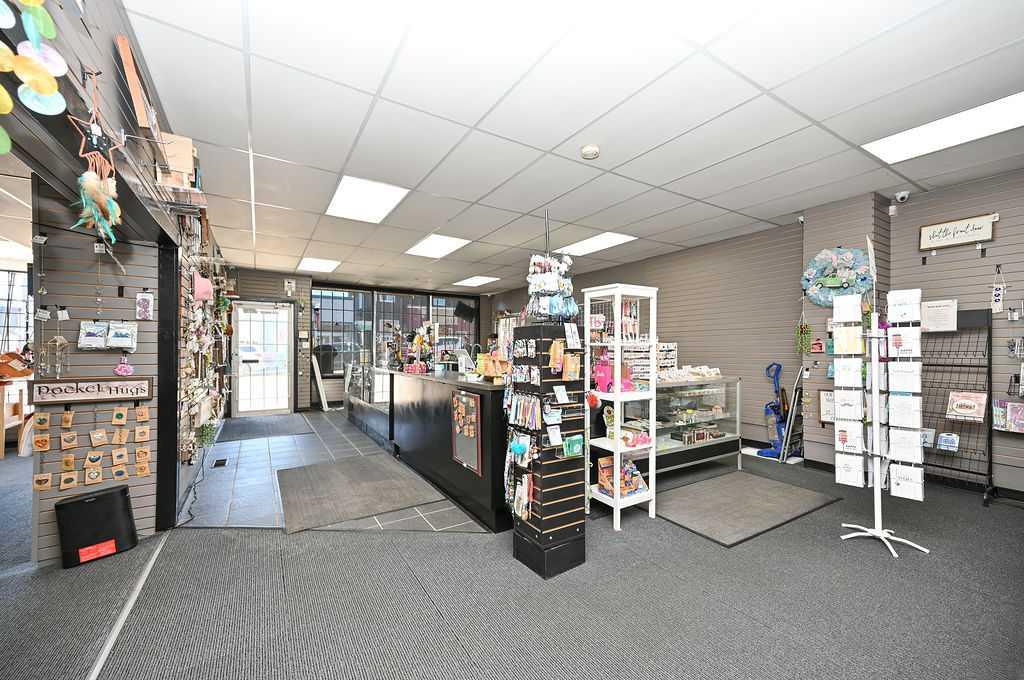 Picture for 4913 49 Street  