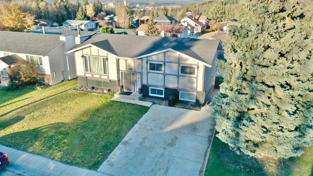 Picture for 126 Maligne Drive 