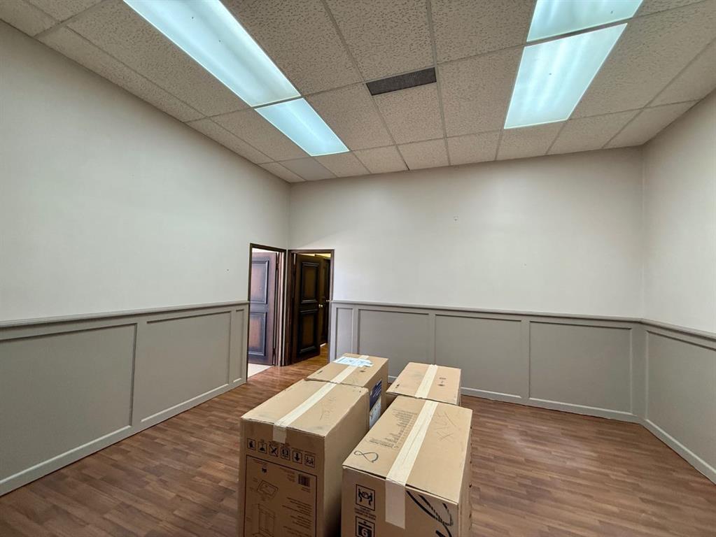 Picture for Bay 7, 103 Government Road 