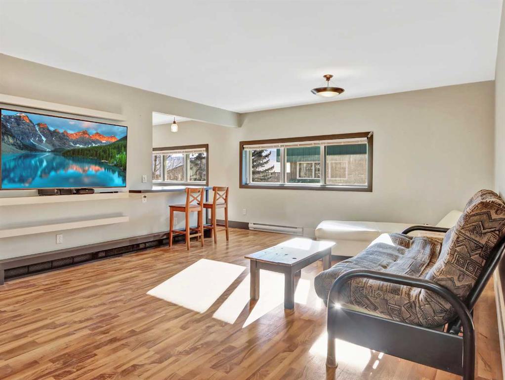 Picture for 2, 108 Boulder Crescent 