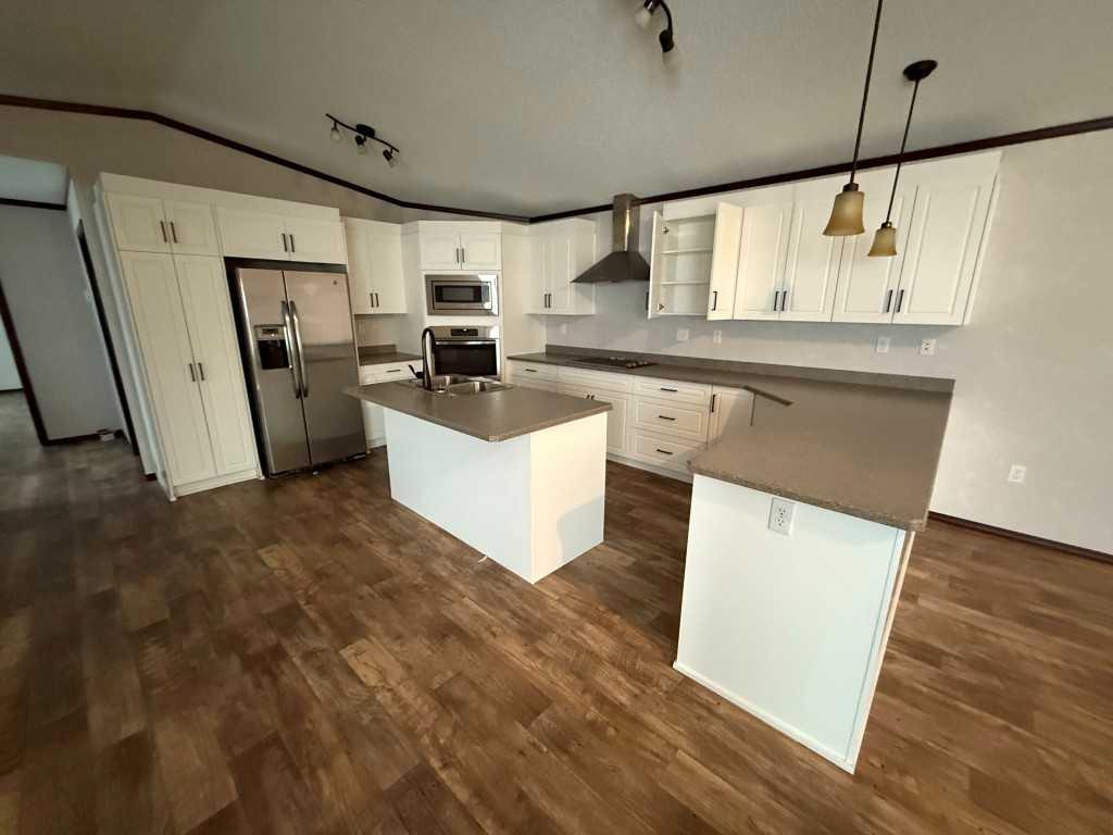 Picture for 650078,  Range Road 211  