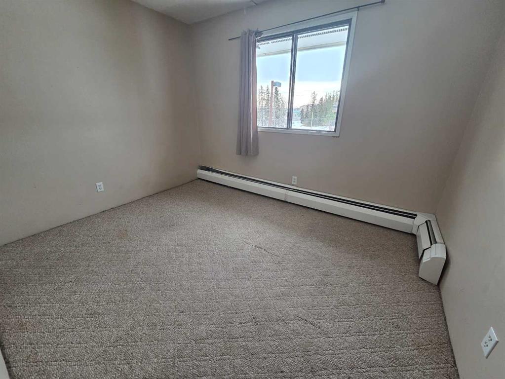 Picture for 301, 5317 5 Avenue  