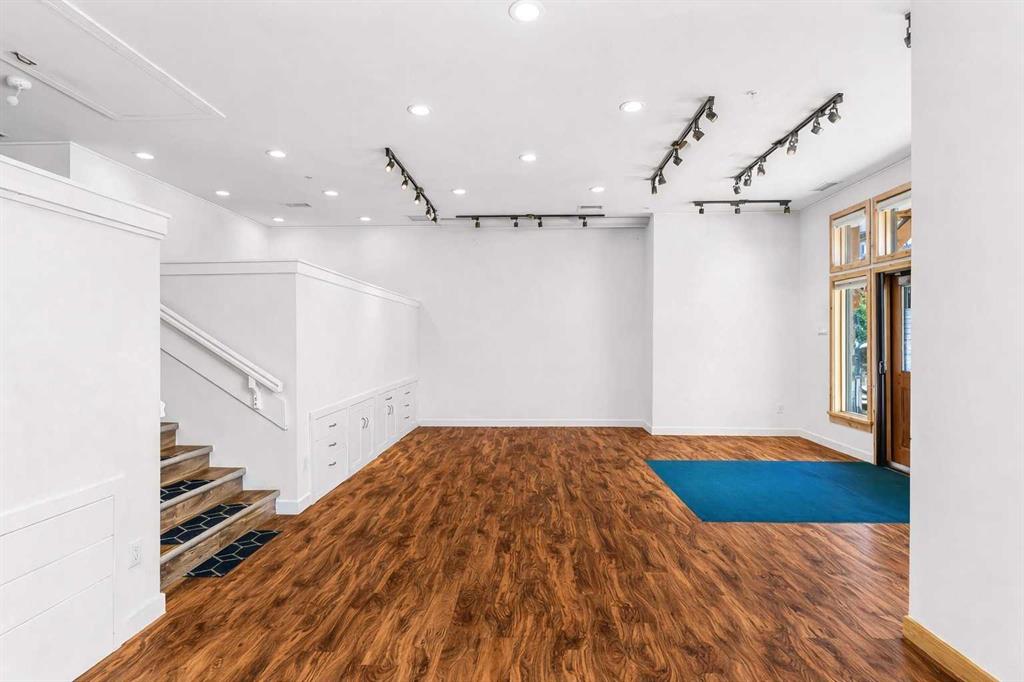 Picture for 203/604, 600 Spring Creek Drive 