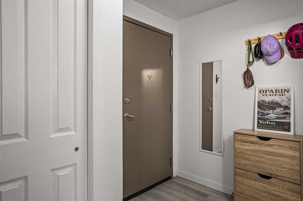 Picture for 1, 186 Kananaskis Way 