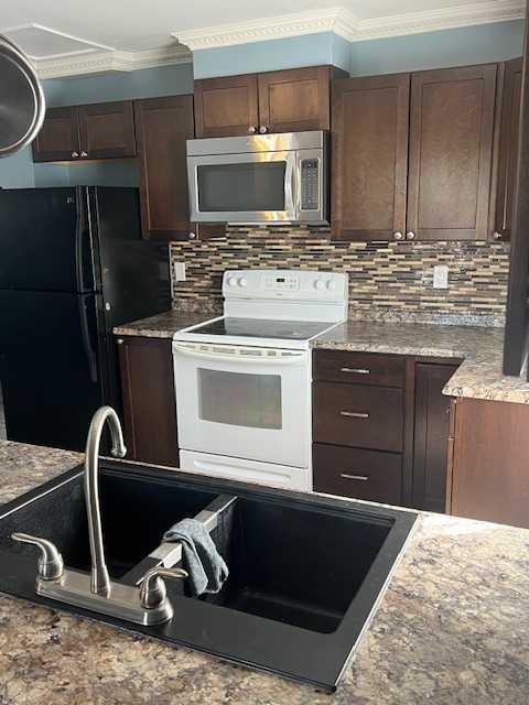 Picture for 4905 49 Street 