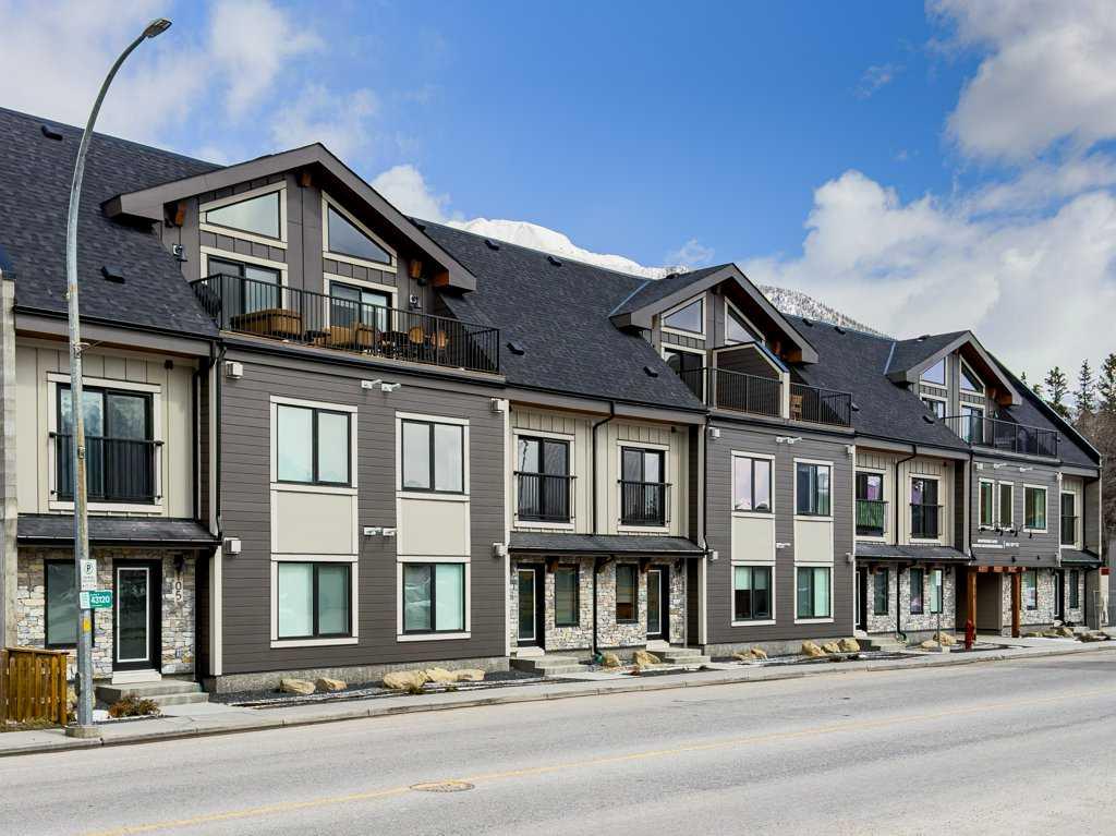 Picture for 105, 810 10 Street 