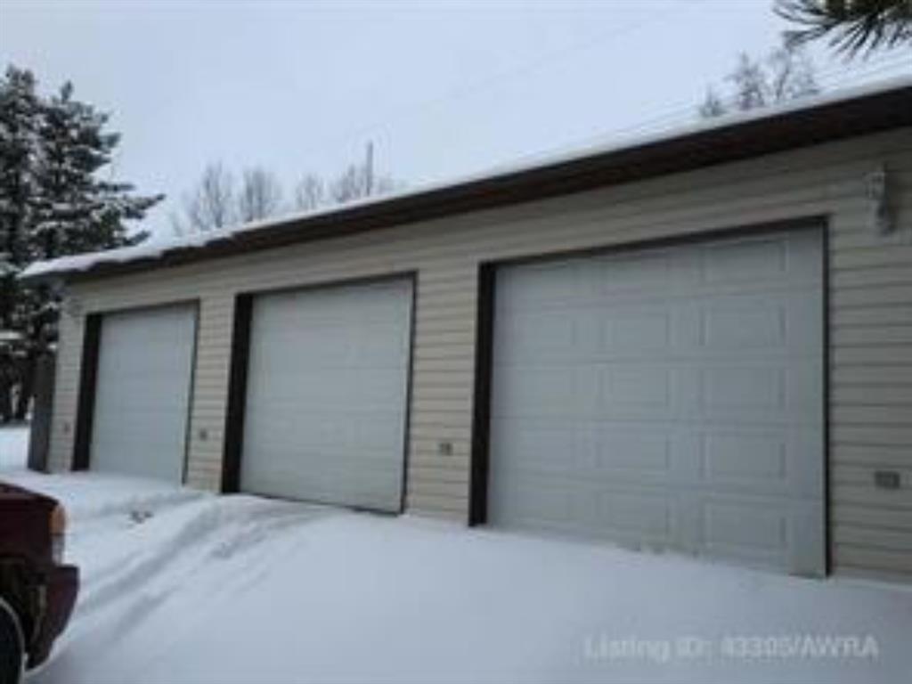 Picture for 5412 Fir Crescent  