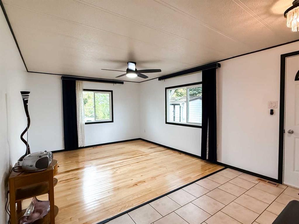 Picture for 249, 133 Jarvis Street 