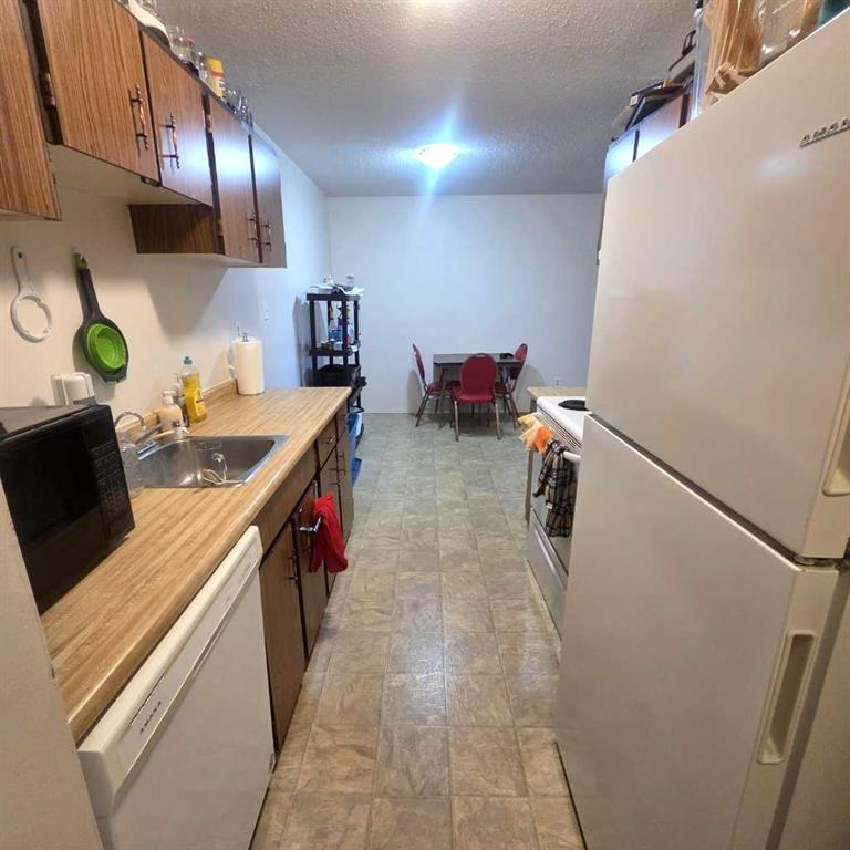 Picture for 304B, 5611 9 Avenue  