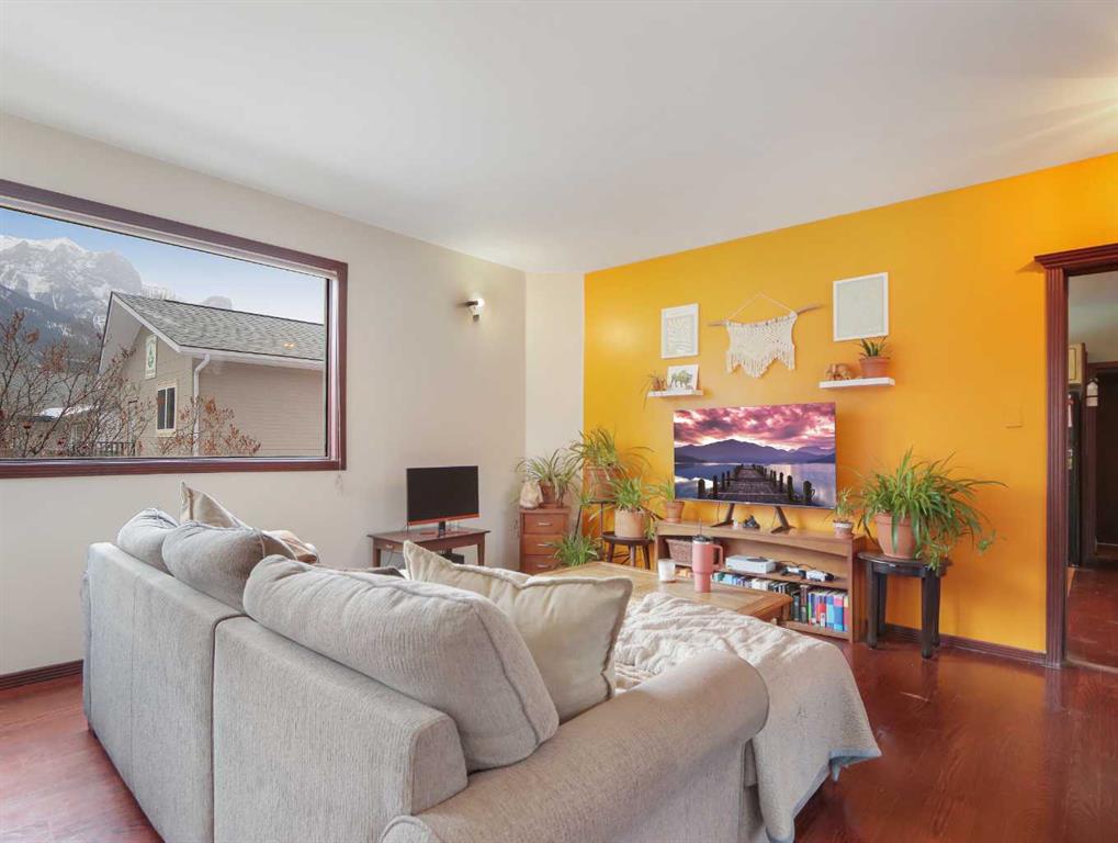 Picture for 910 8th Street 