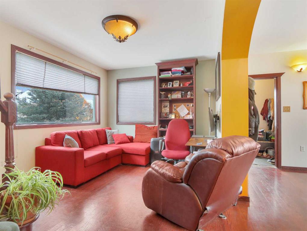 Picture for 910 8th Street 