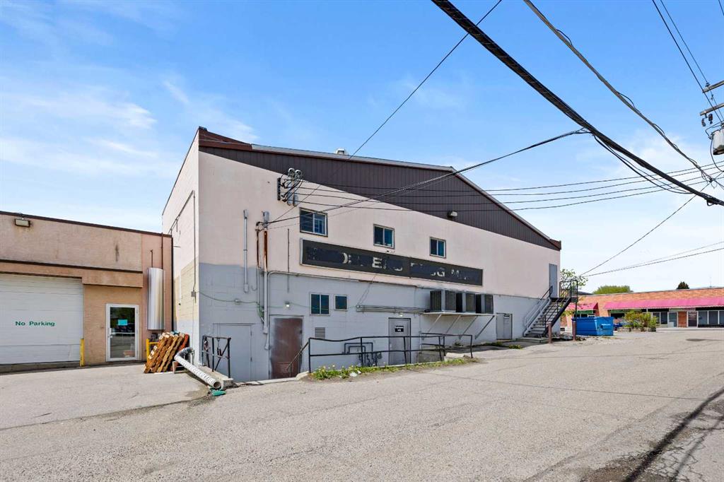 Picture for 419 50 Street 