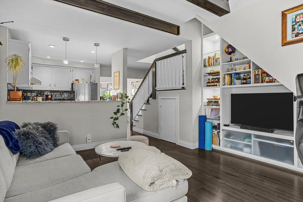 Picture for 9, 420 Squirrel Street 