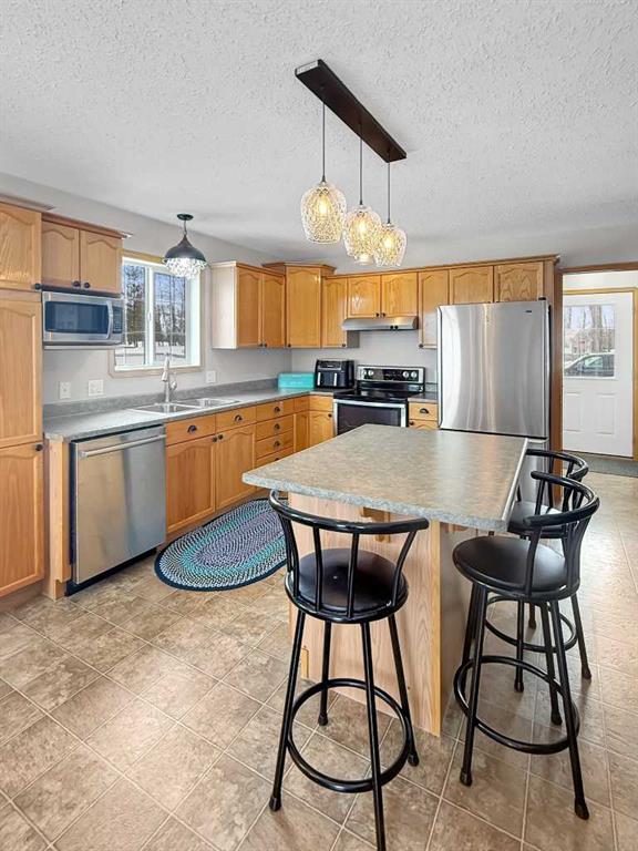 Picture for 42, 113033 Township Road 592  