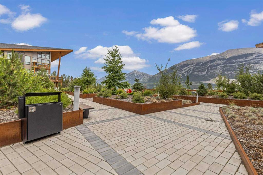 Picture for 110, 106 Stewart Creek Rise  