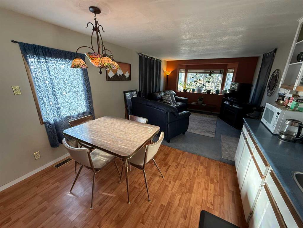 Picture for 50, 145 East River Road 