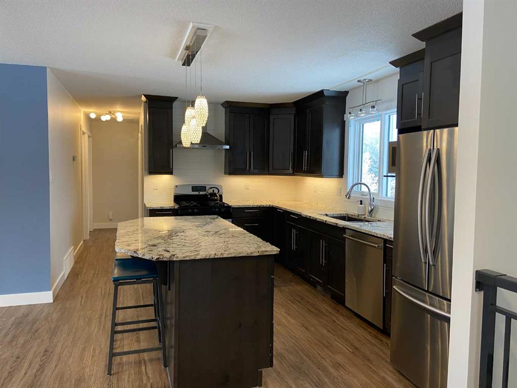 Picture for 222082 Township Road 682 Road 