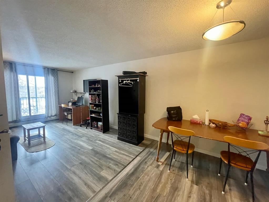 Picture for 205A, 5611 10 Avenue  