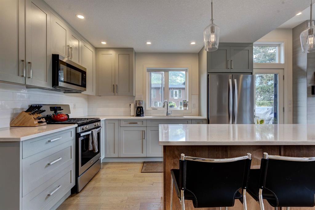 Picture for 1, 1401 1st Avenue 