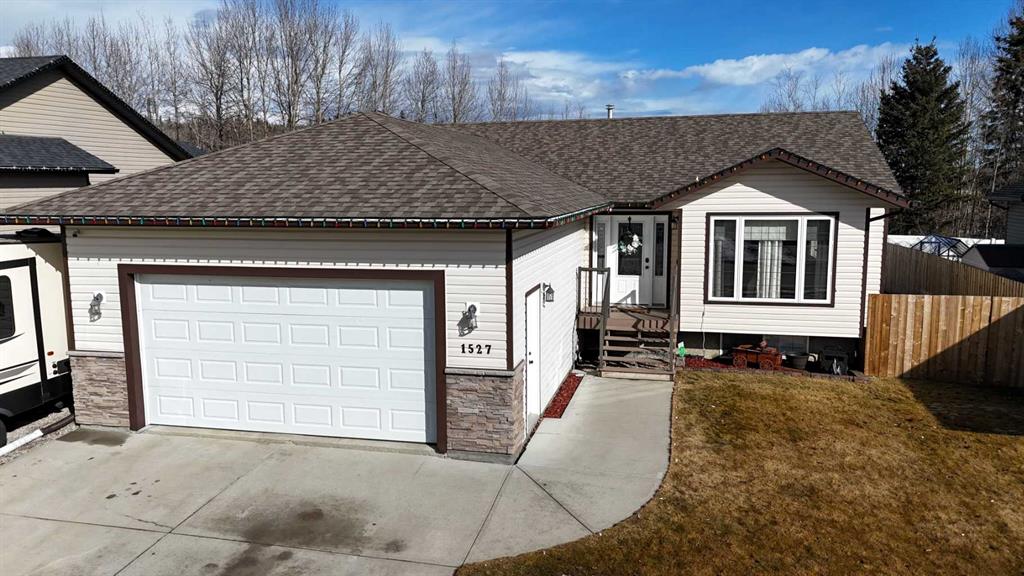 Picture for 1527 41 Street 