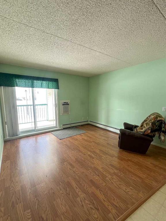 Picture for 201, 777 48 Street 