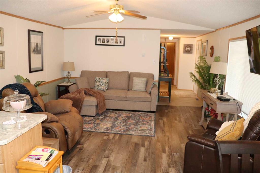 Picture for 605 40A Street  