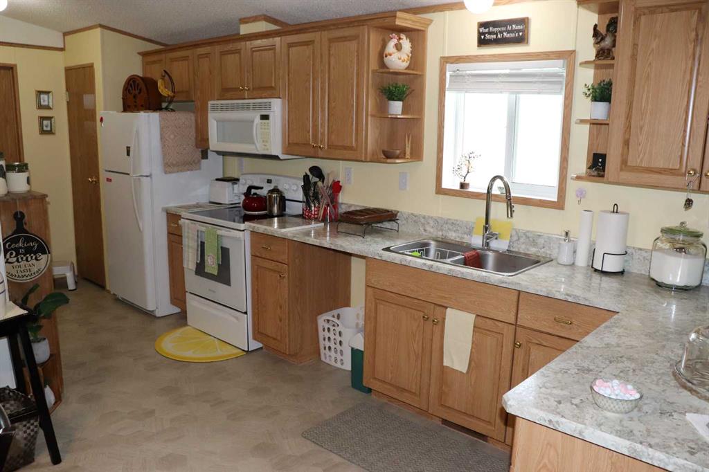 Picture for 605 40A Street  