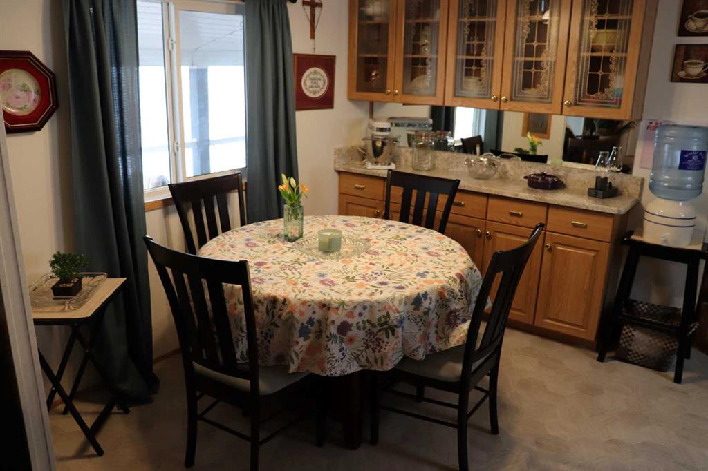 Picture for 605 40A Street  