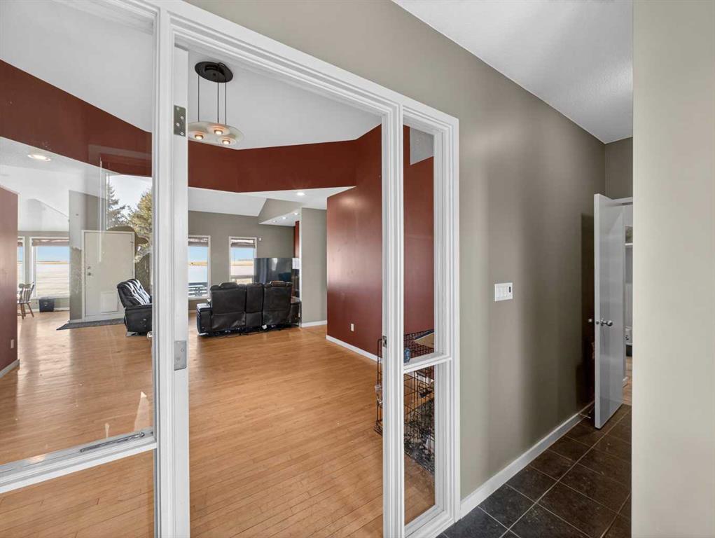 Picture for 48208 Range Road 124  