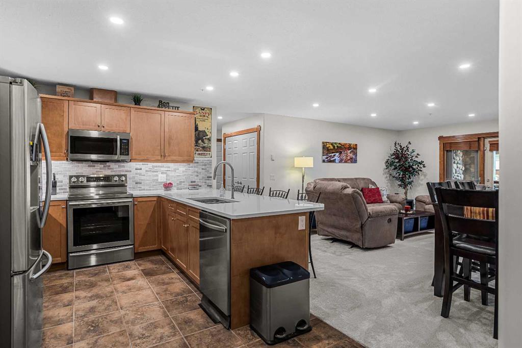 Picture for 205, 170 Crossbow Place  