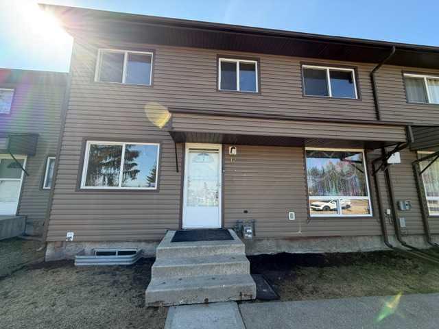 Picture for 12, 5231 6 Avenue 