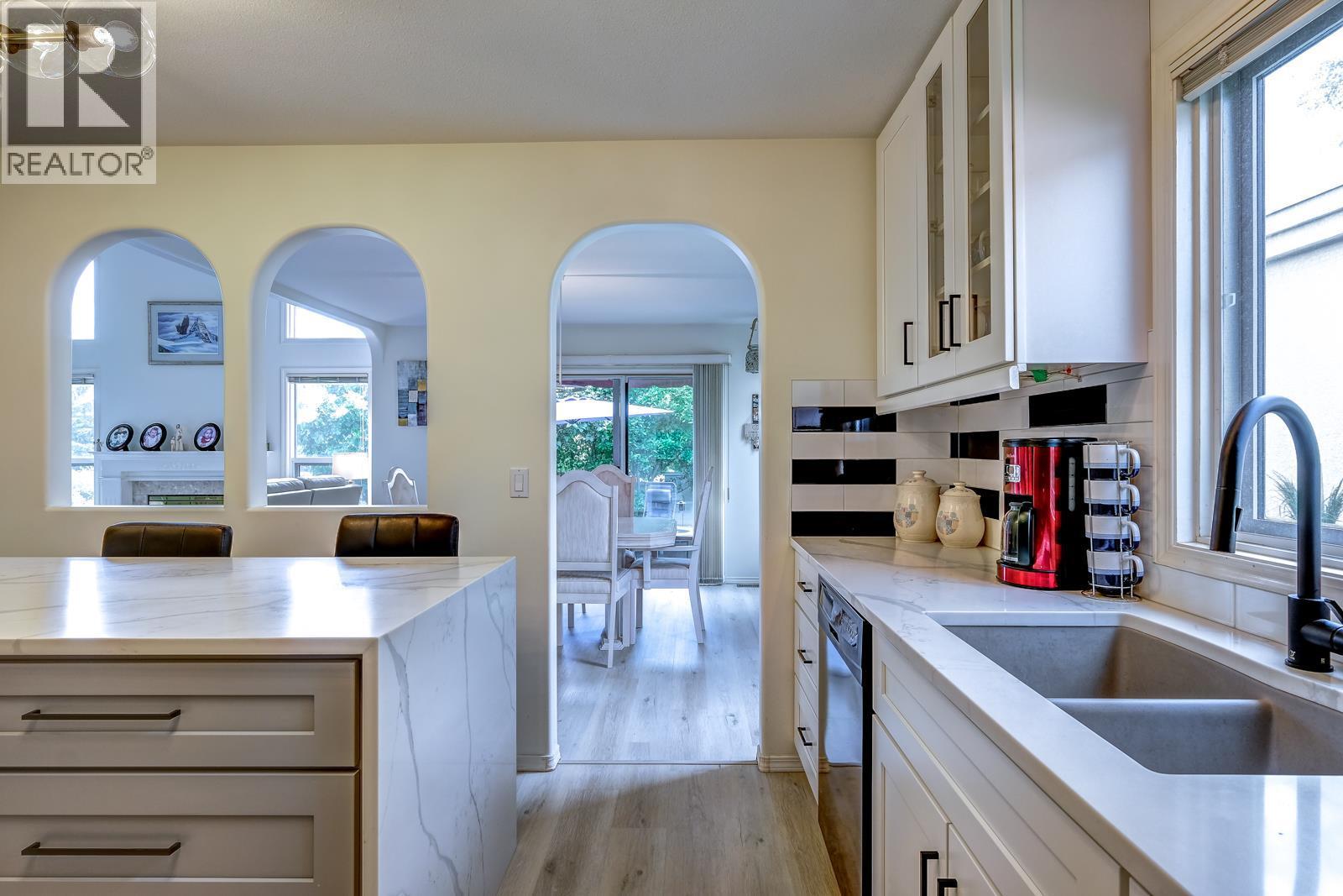 Picture for Unit #318, 650 Lexington  Drive