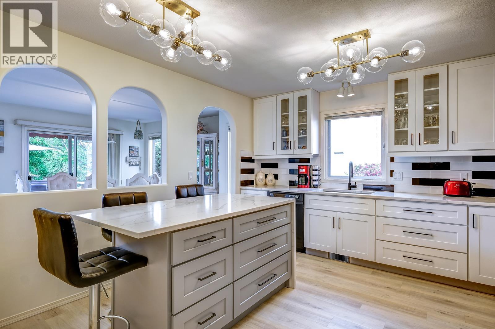 Picture for Unit #318, 650 Lexington  Drive