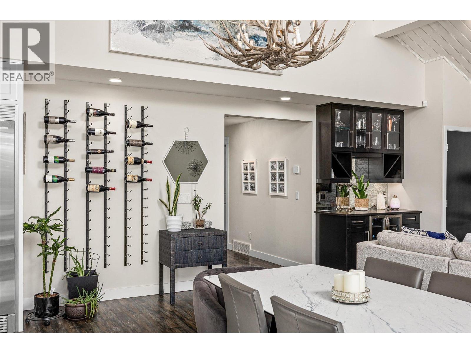 Picture for 963 Stockwell  Avenue https://www.cirrealty.ca/reb/bc/0/10337750_10.jpg