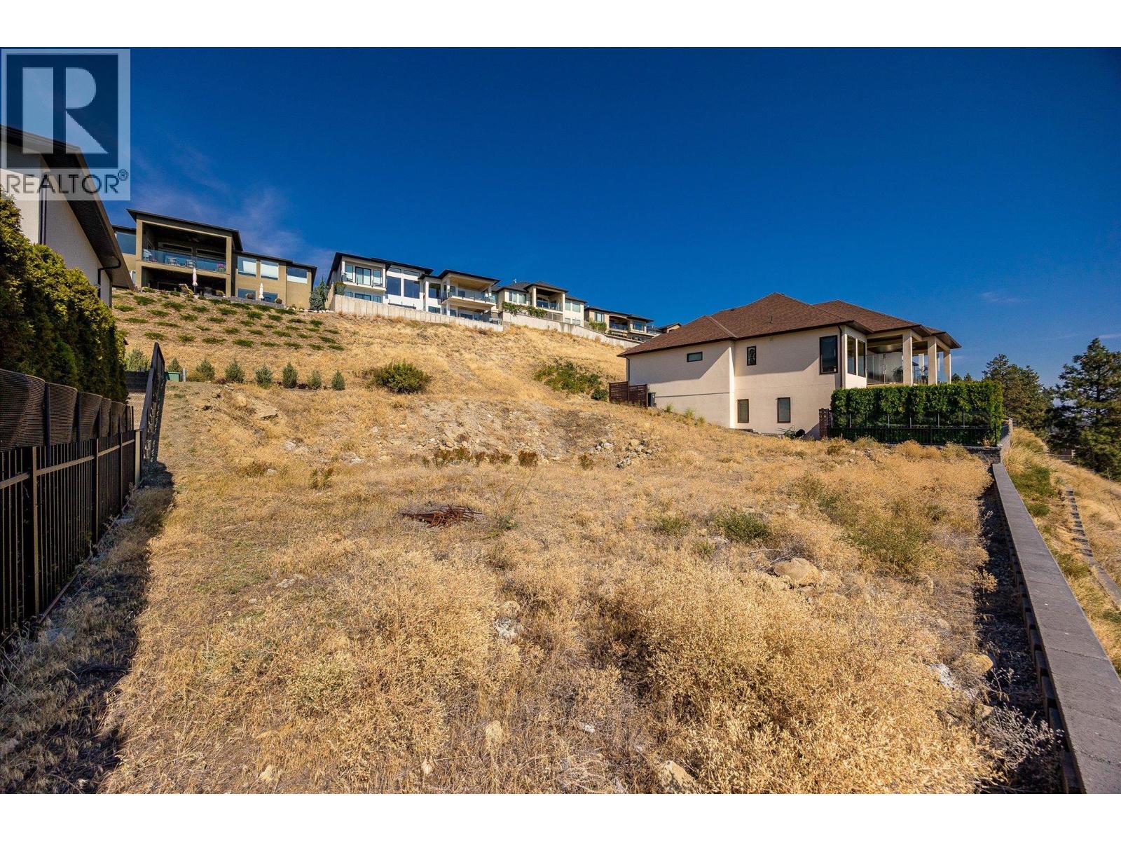Picture for 3231 Pinot Noir  Drive https://www.cirrealty.ca/reb/bc/0/10361560_18.jpg