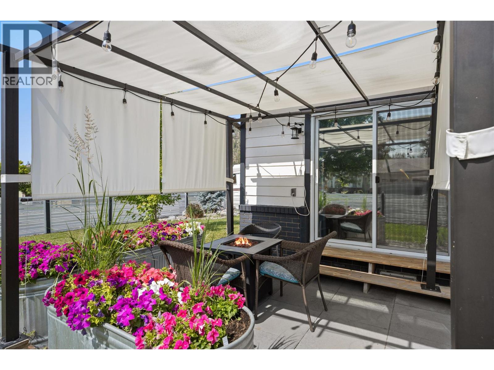 Picture for 308 McTavish  Road https://www.cirrealty.ca/reb/bc/0/10363530_14.jpg