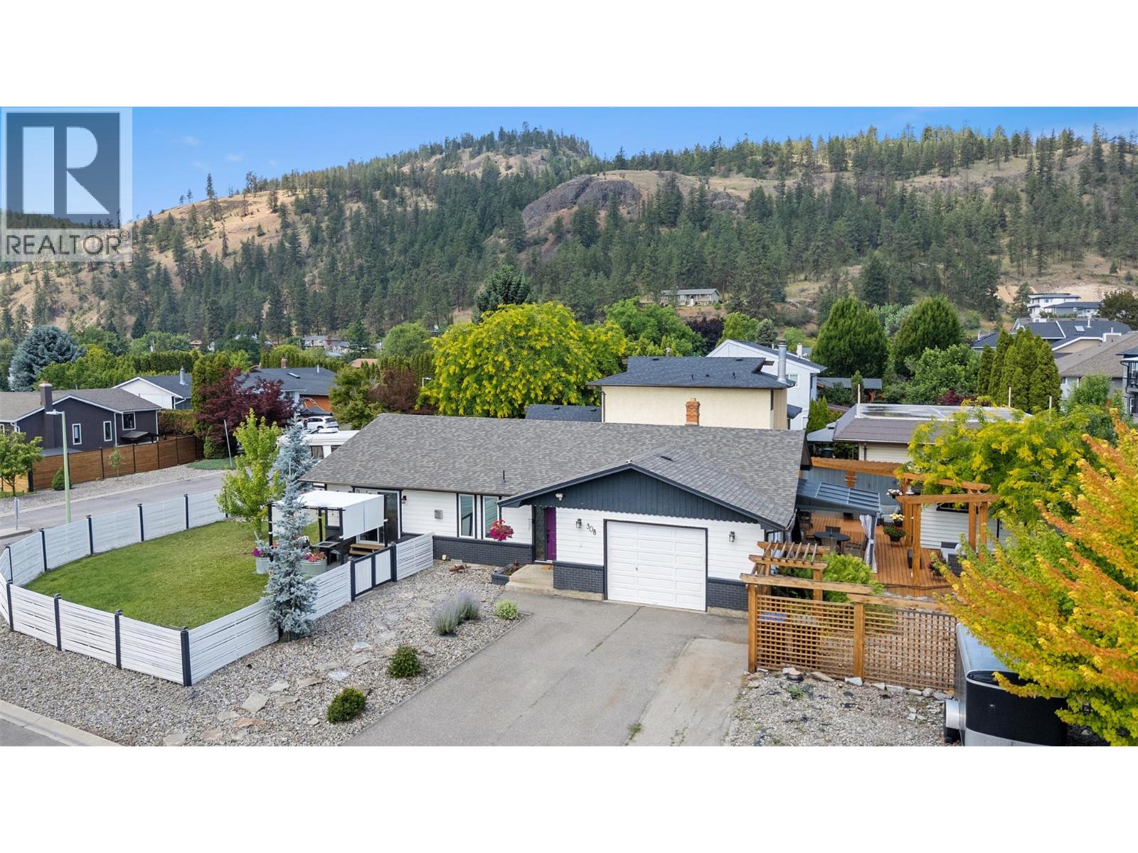 Picture for 308 McTavish  Road