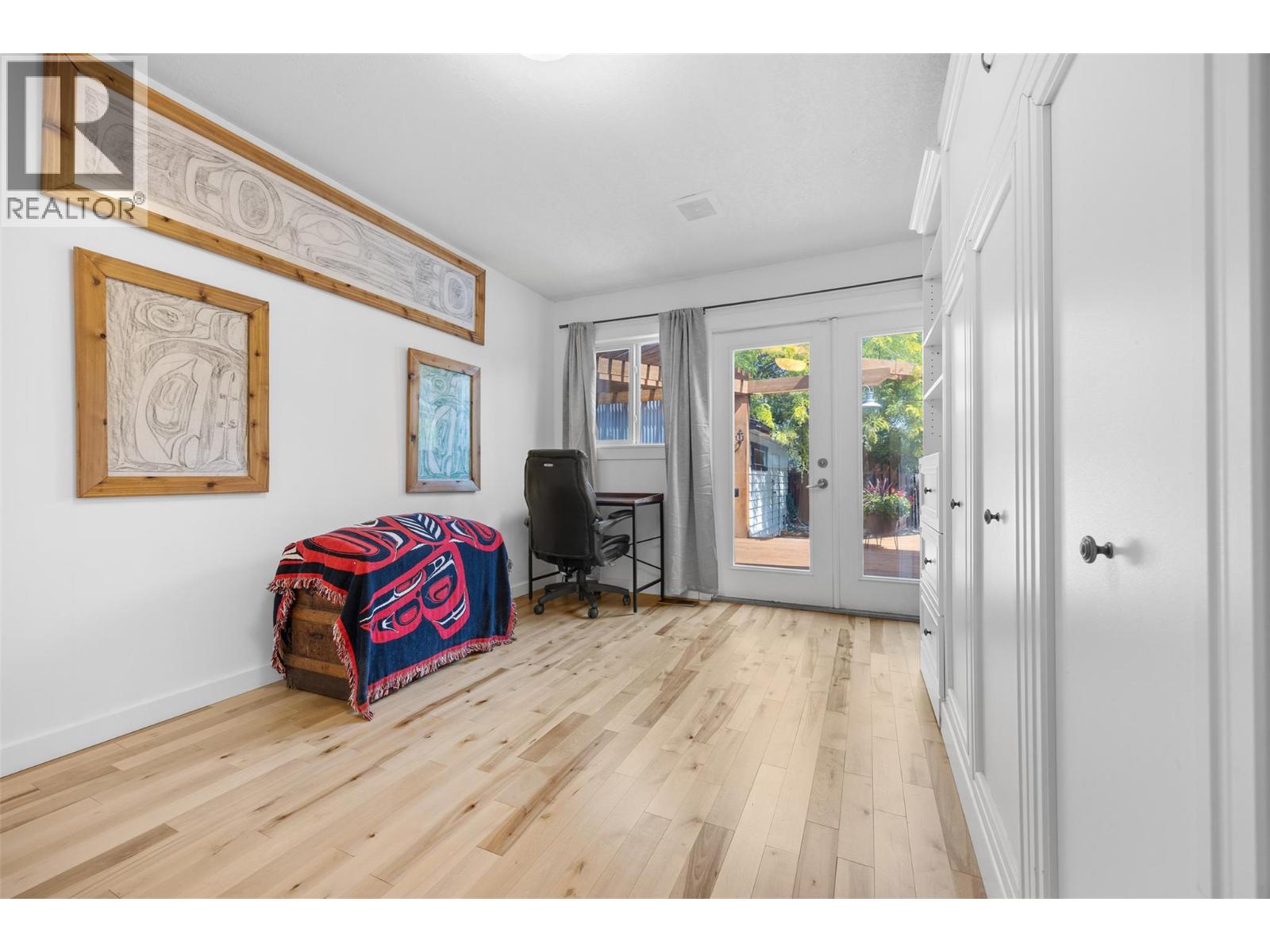 Picture for 308 McTavish  Road https://www.cirrealty.ca/reb/bc/0/10363530_25.jpg