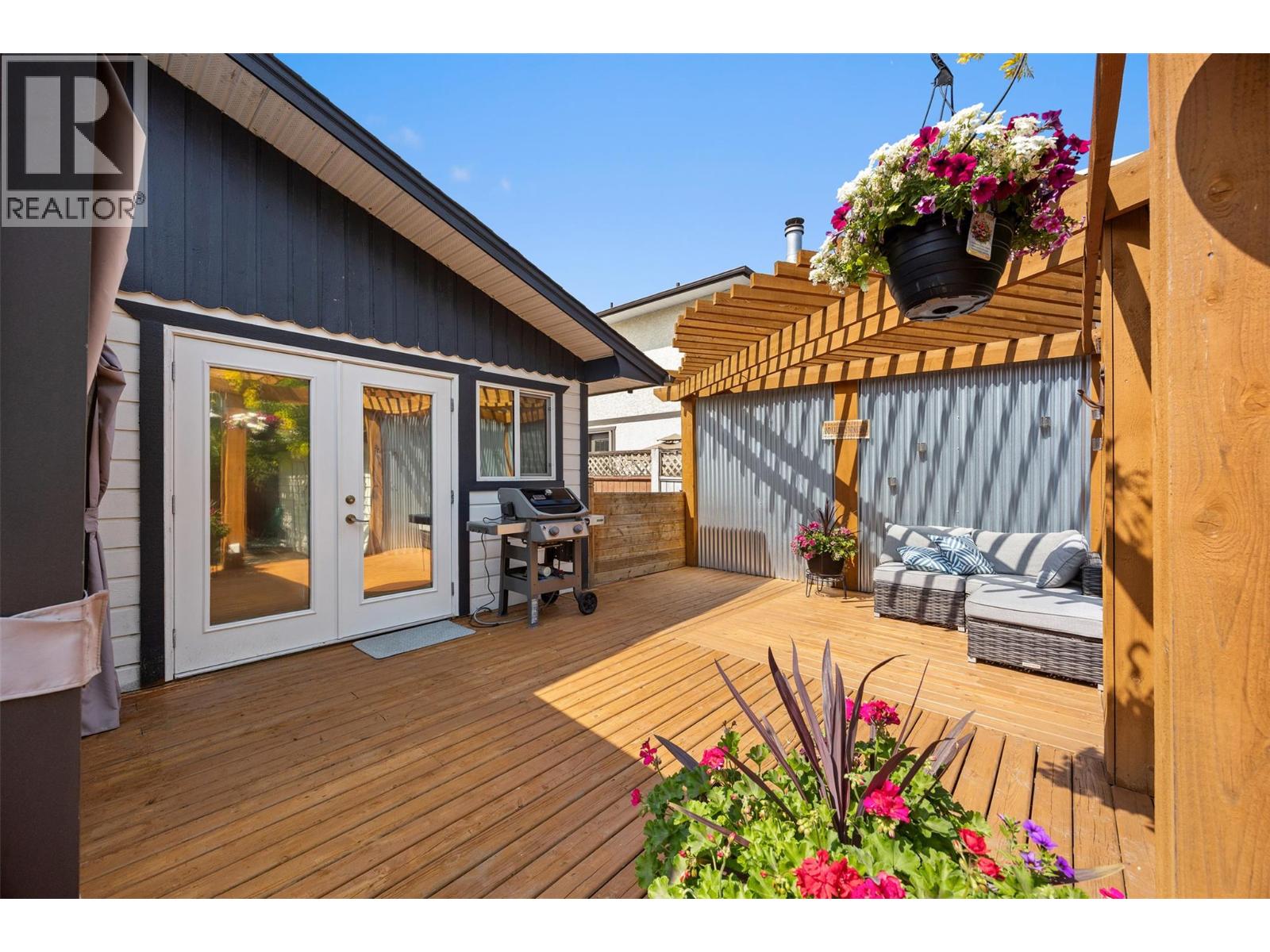 Picture for 308 McTavish  Road https://www.cirrealty.ca/reb/bc/0/10363530_31.jpg