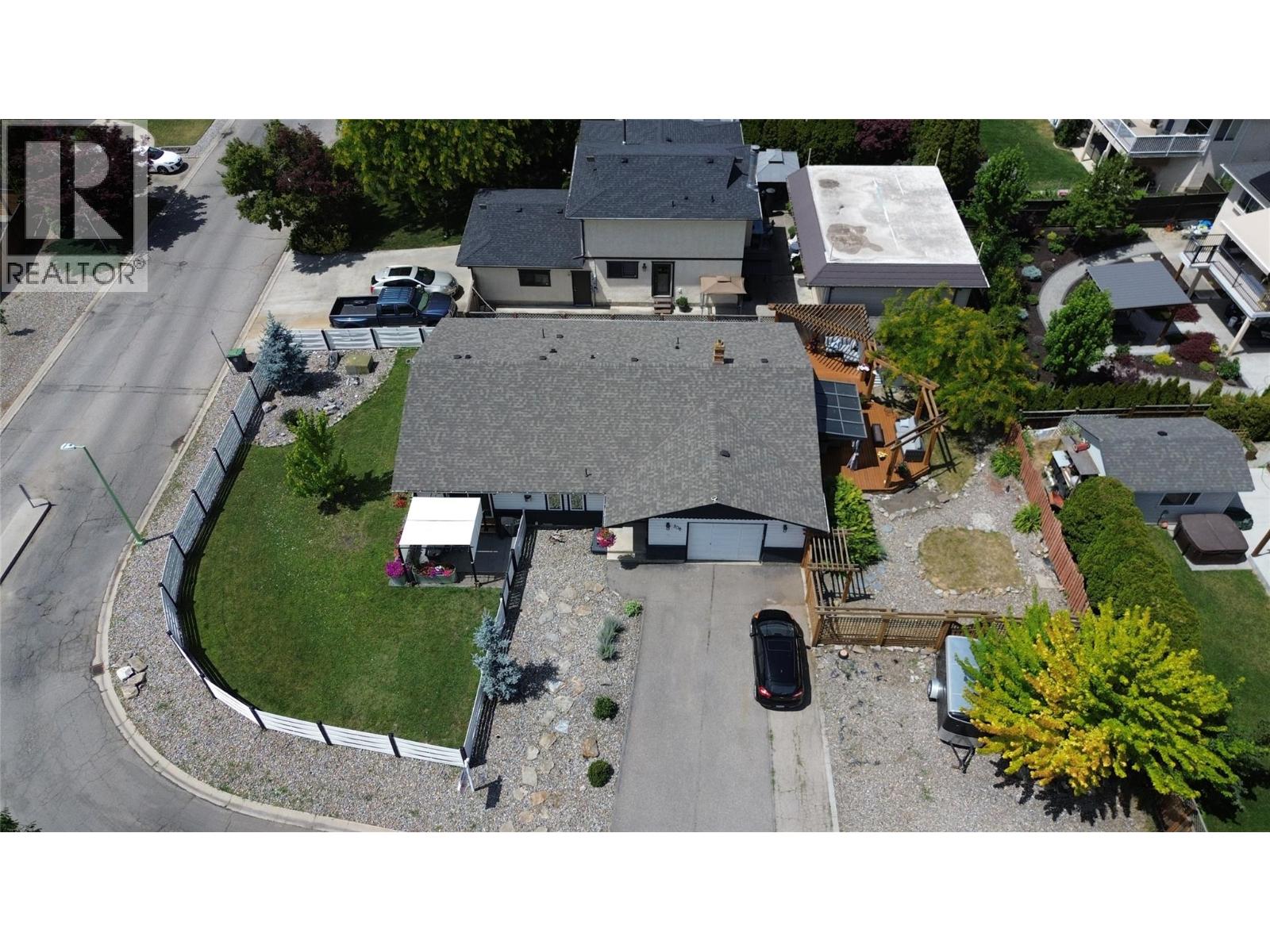 Picture for 308 McTavish  Road https://www.cirrealty.ca/reb/bc/0/10363530_37.jpg