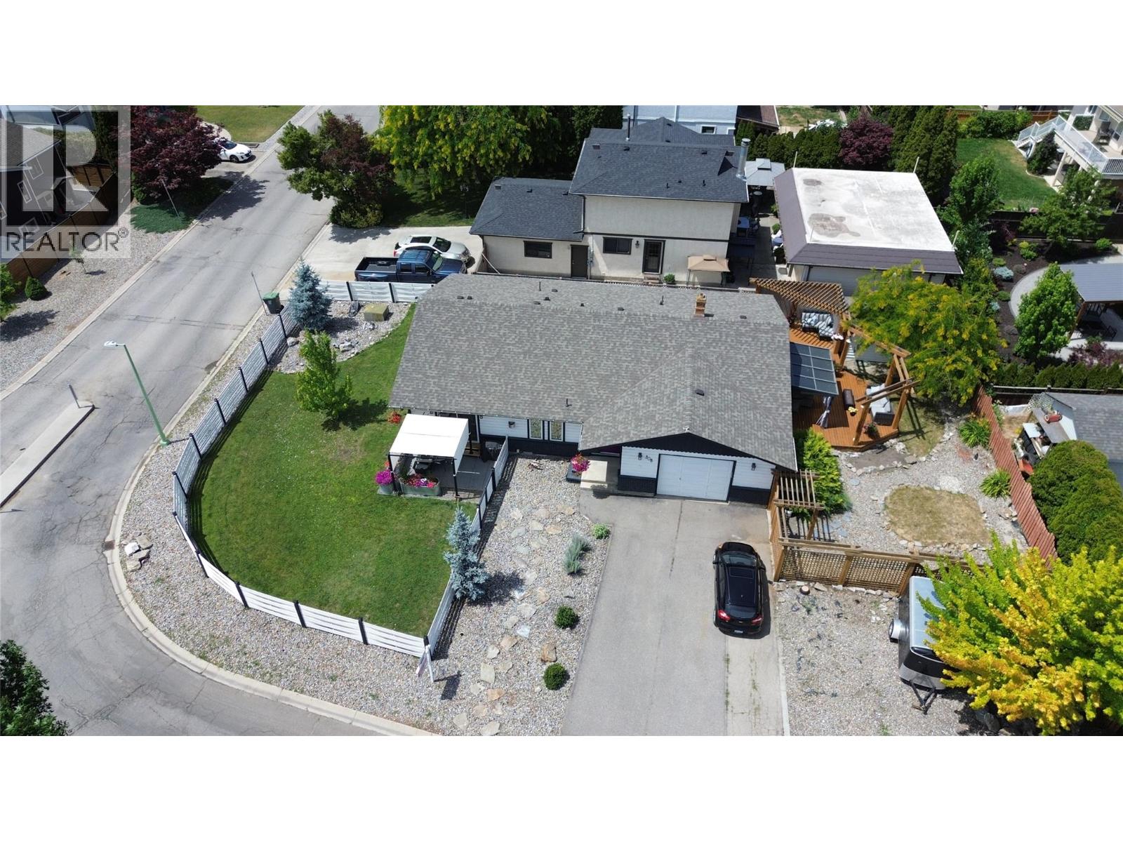 Picture for 308 McTavish  Road https://www.cirrealty.ca/reb/bc/0/10363530_39.jpg