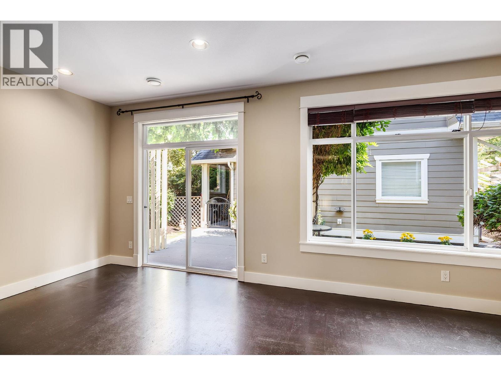 Picture for 2209 Woodlawn  Street https://www.cirrealty.ca/reb/bc/0/10363550_15.jpg