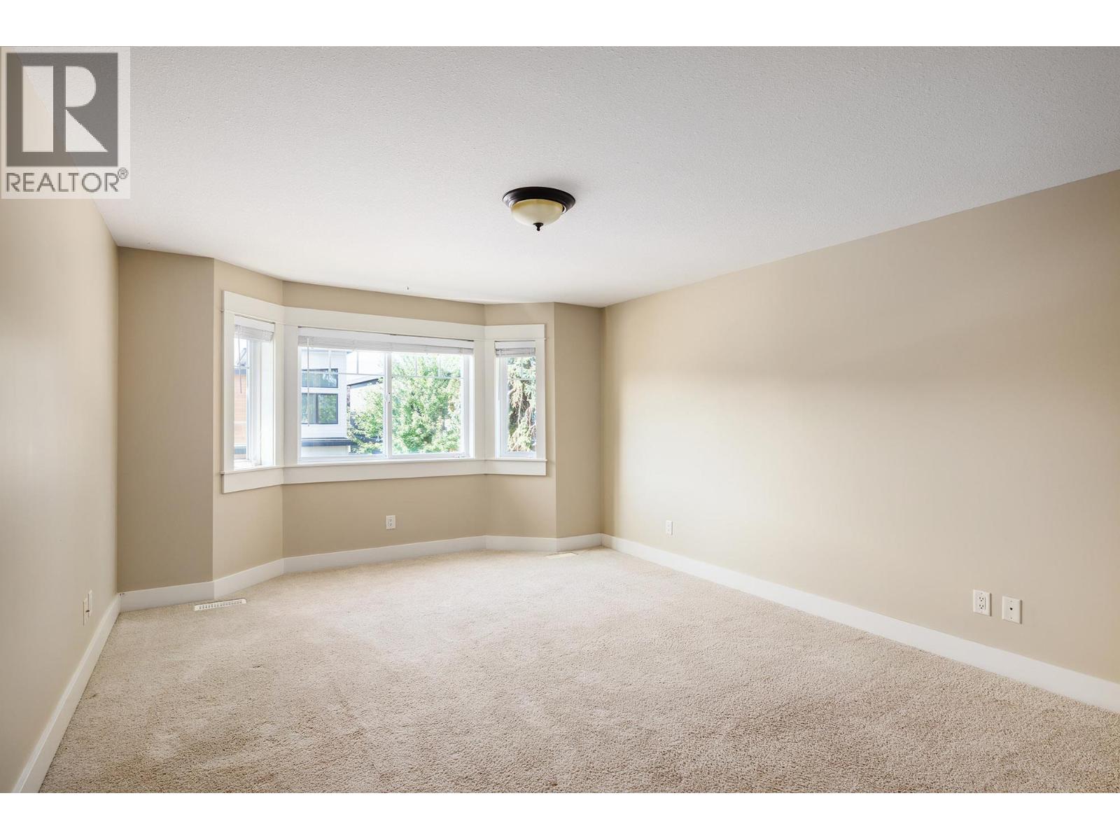 Picture for 2209 Woodlawn  Street https://www.cirrealty.ca/reb/bc/0/10363550_16.jpg