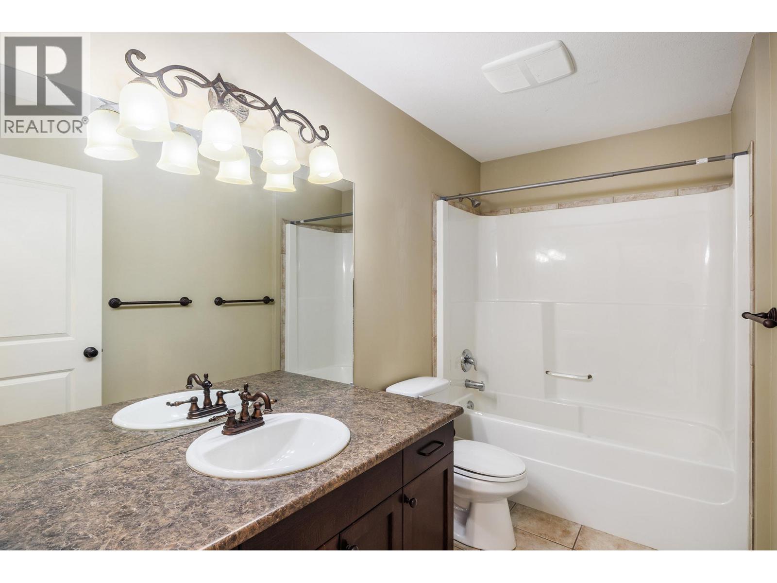 Picture for 2209 Woodlawn  Street https://www.cirrealty.ca/reb/bc/0/10363550_21.jpg