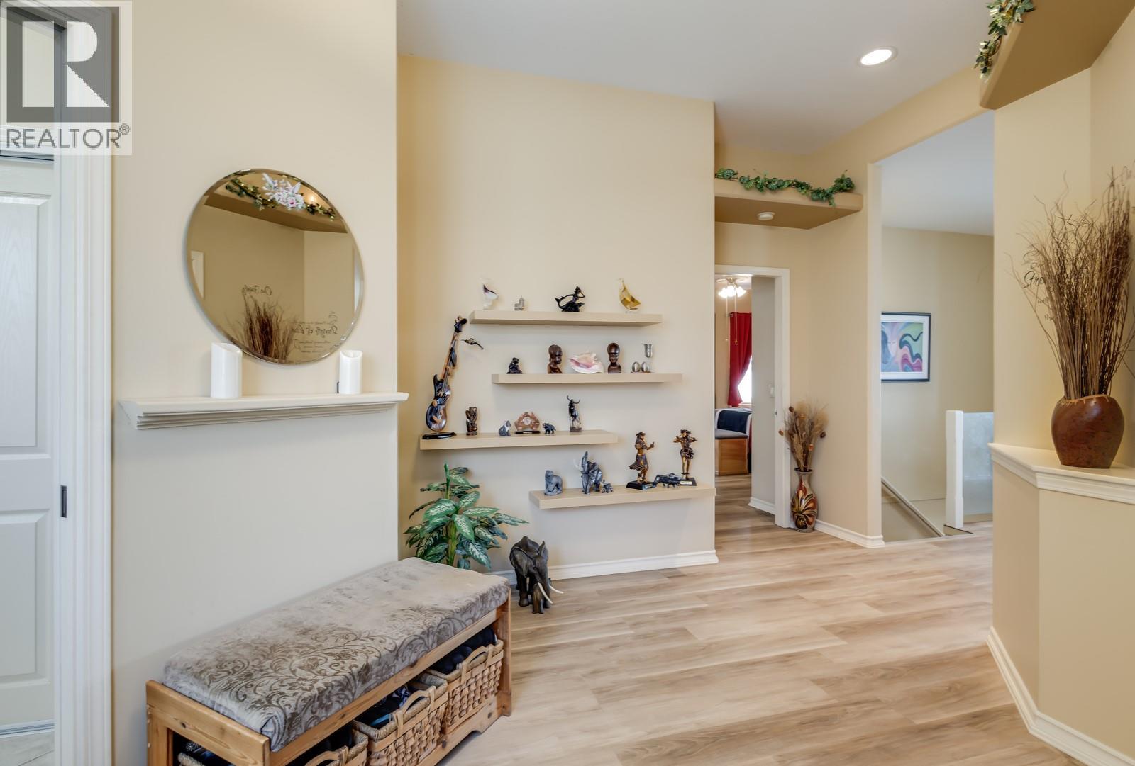 Picture for 5046 South Ridge  Drive https://www.cirrealty.ca/reb/bc/0/10363750_21.jpg