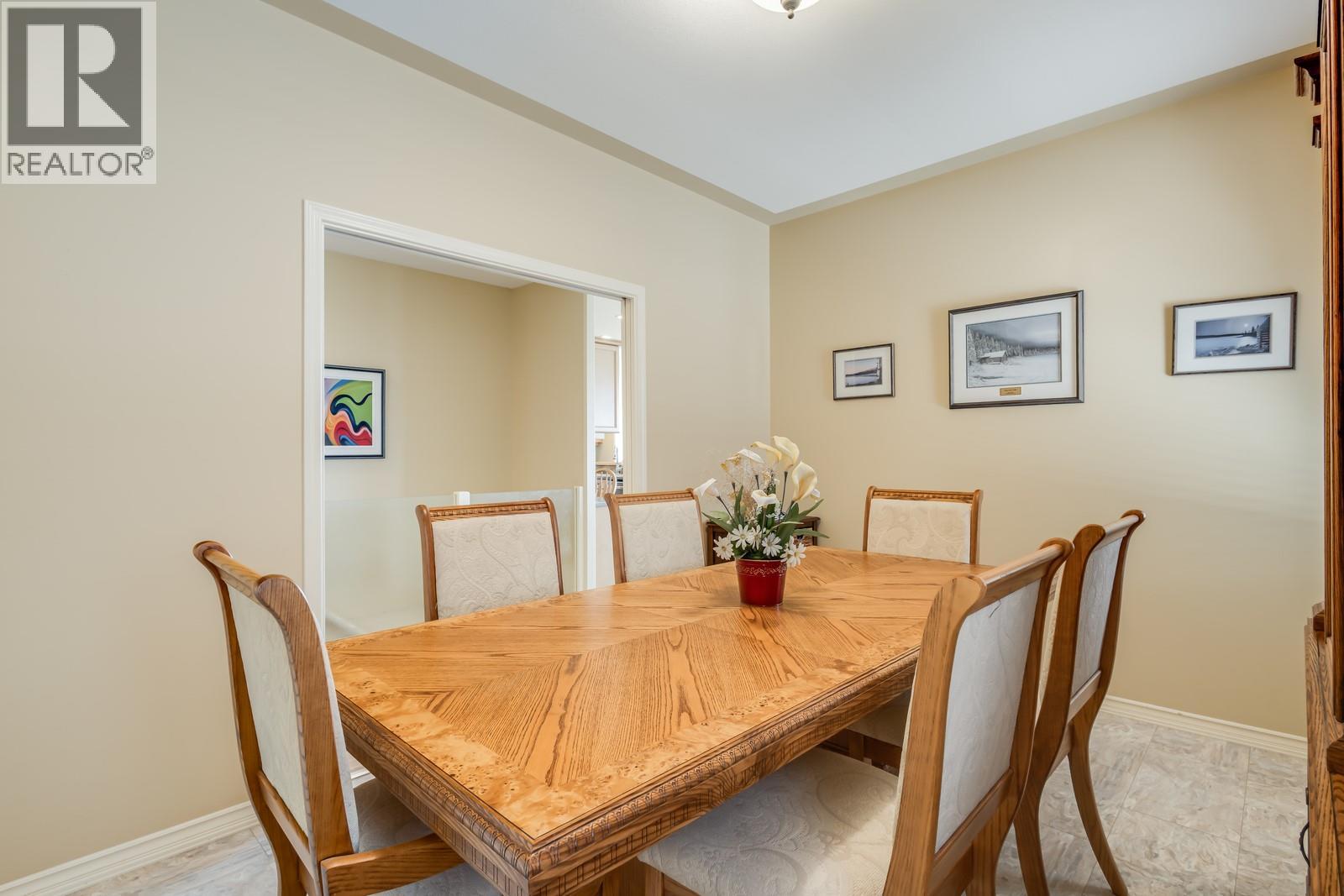 Picture for 5046 South Ridge  Drive https://www.cirrealty.ca/reb/bc/0/10363750_27.jpg