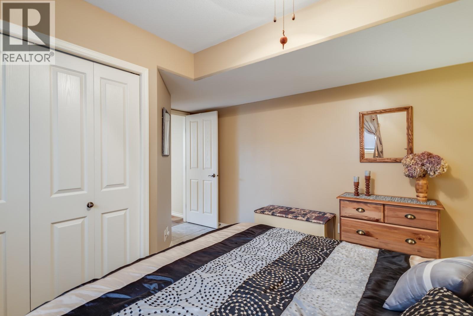 Picture for 5046 South Ridge  Drive https://www.cirrealty.ca/reb/bc/0/10363750_42.jpg